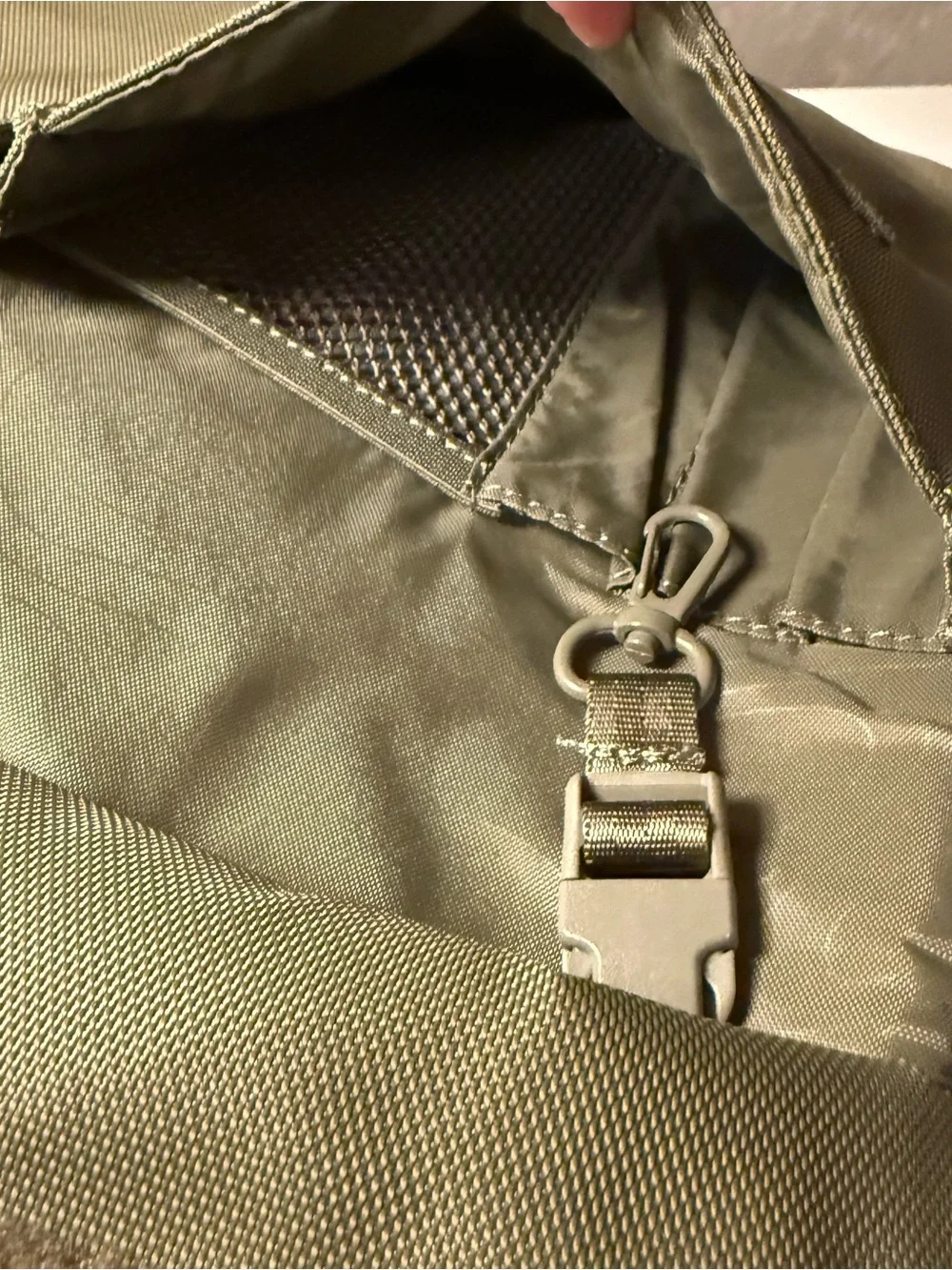 INCASE Olive Green Laptop 13
